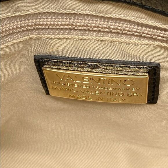 Mario Valentino Quilted Leather Shoulder Bag - Picture 11 of 12